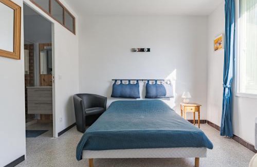 Charleval Apartment | Vaste studio de 22 m centre -n1