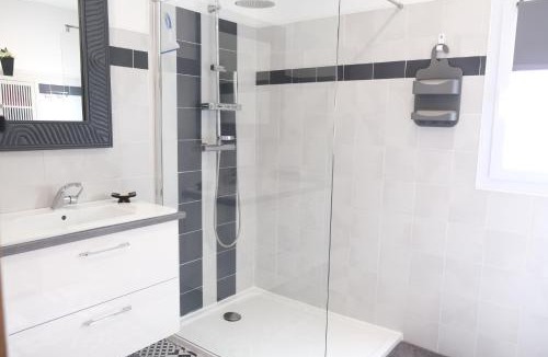 Mouries House | very pleasant house with swimming pool in mouriès, near Les baux de provence in the alpilles – 6 people
