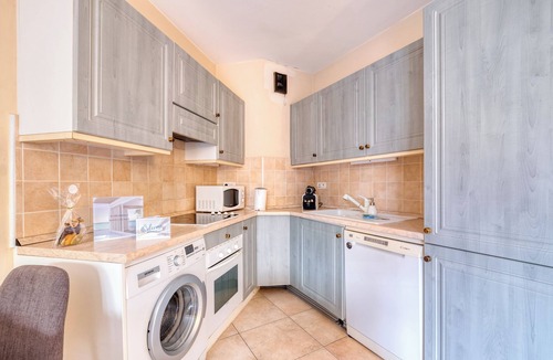 Old Town Apartment | Victoria Beach Quiet Apartment, Menton, France
