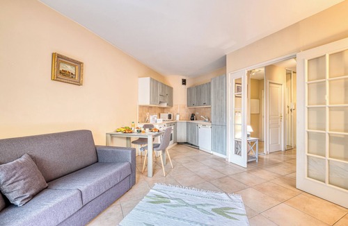 Old Town Apartment | Victoria Beach Quiet Apartment, Menton, France