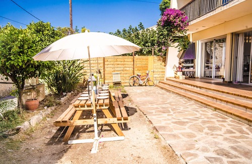 Carqueiranne Villa | Villa 130m2, 5 bedrooms, 500m from the beaches and all shops, sea view, quiet.