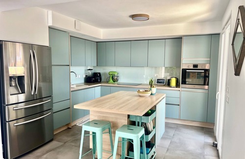 Sausset-les-Pins Villa | Villa 200m from the sea with breathtaking Mediterranean views