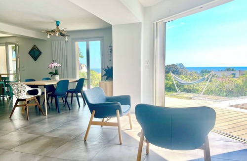 Sausset-les-Pins Villa | Villa 200m from the sea with breathtaking Mediterranean views