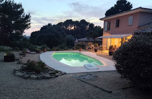 Lambesc Villa | Villa 6pers. piscine privée, BBQ 5mn à pied du village