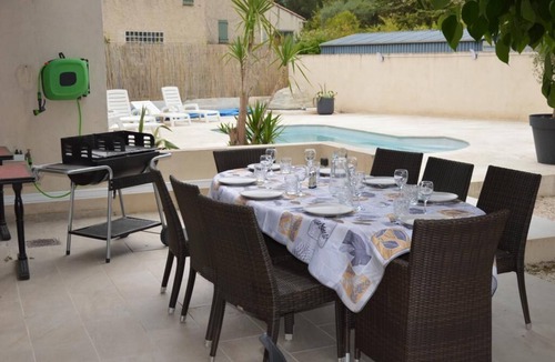 Cuges-les-Pins House | Villa 8 to 10 pers wifi BBQ Ok corral Beach near Toulon Marseille Aubagne