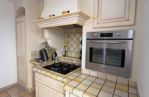 Arles Villa | villa arly arles, pool