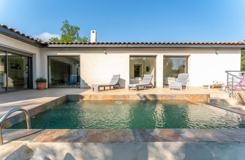 Russan Apartment | Villa Au Bord Du Gardon