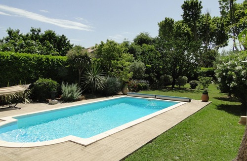 Senas Villa | Villa au Cœur de la Provence Avec Piscine