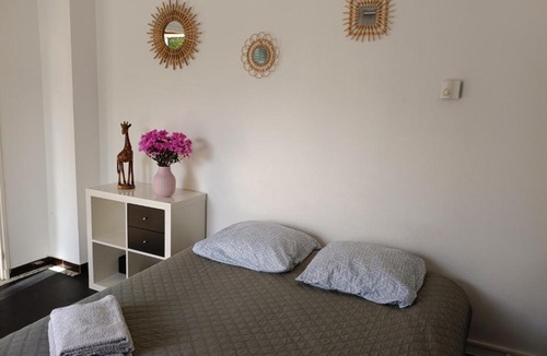 Sud Apartment | Villa au Cœur du Centre - Jardin & Terrasse, Parking Gratuit