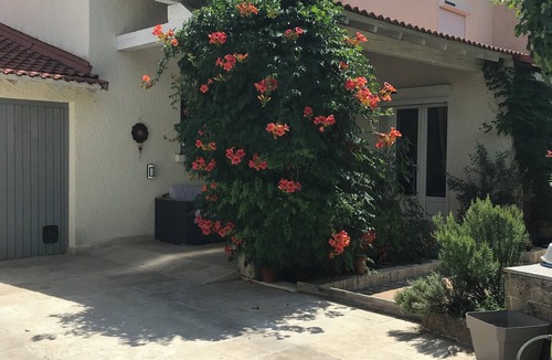 Caissargues Villa | Villa Avec Piscine aux Portes de Nîmes Dans un Petit Village Calme