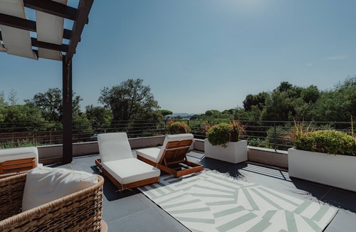 Sainte-Maxime - Saint-Tropez Villa | Villa 'Azur' with Sea View, Wi-Fi and Air Conditioning