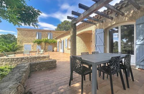 Saint-Chamas Apartment | Villa Barbette - Piscine, Jardin clôturé, CLIM, 3 chambres, 8 personnes