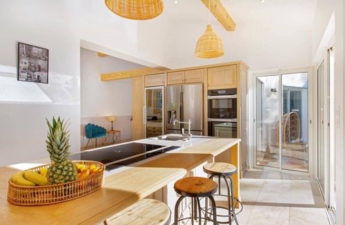 Mons Villa | Villa Beauregard by Villa Plus