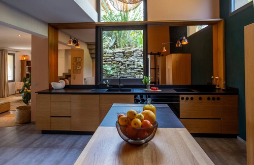 Hyeres Villa | VILLA BEAUVALLON HYERES