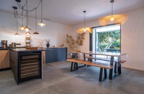 Hyeres Villa | Villa bord de mer avec piscine