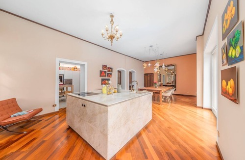 Oria Villa | Villa Brusati - Eight Bedroom Villa, Sleeps 16