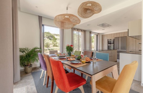 Saint-Tropez Villa | Villa Byblos Summary: