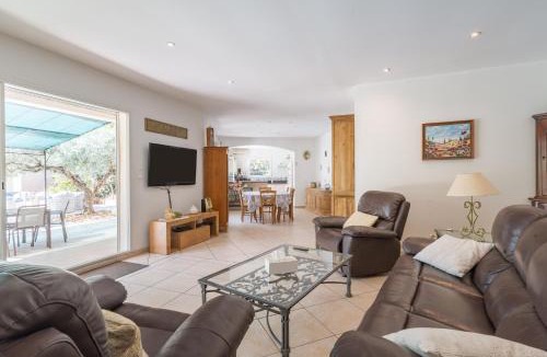 Salon-de-Provence House | Villa Calme Et Sans Vis à vis