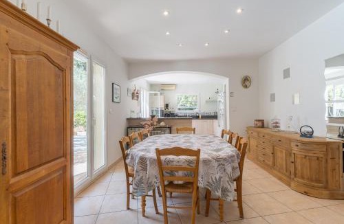 Salon-de-Provence House | Villa Calme Et Sans Vis à vis