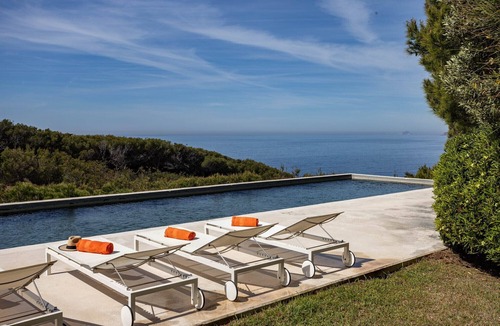 Saint-Cyr-sur-Mer Villa | VILLA CAMELEON - DOMAINE PORT D'ALON