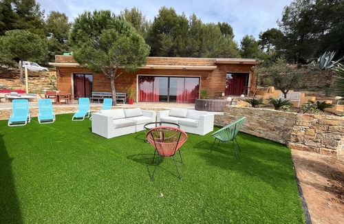 Ceyreste Villa | Villa CODA