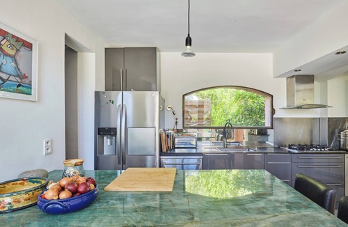 Est House | Villa d'AÏS - Swimming pool, calm & walking distance to Aix center