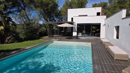 Les 3 Ponts Villa | villa d'engance et ses dépendances