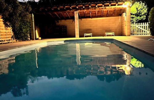 Eygalieres House | Villa DE LA Roque, au Coeur du Massif des Alpilles Avec Piscine Privée !