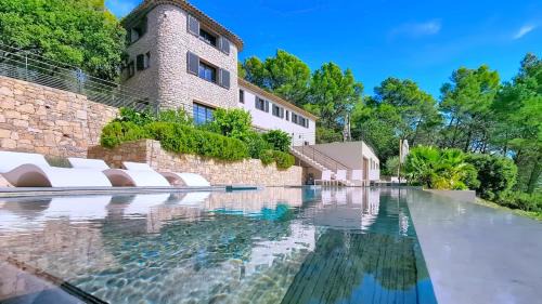 Lorgues Villa | Villa de Prestige au Calme avec piscine chauffée et Vue exceptionnelle