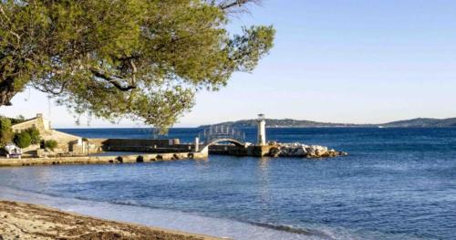Guerrevieille Villa | Villa face à la Mer - Golfe de Saint-Tropez - Piscine - Plage à 50 mètres