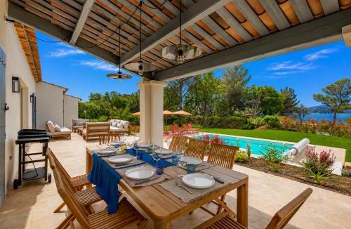 Guerrevieille Villa | Villa face à la Mer - Golfe de Saint-Tropez - Piscine - Plage à 50 mètres