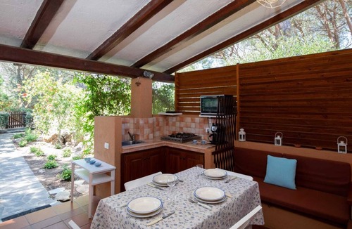 Capo Coda Cavallo Villa | Villa Farfalla azzurra 4 beds a few steps from the beach