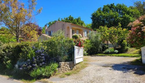 Le Chaffaut-Saint-Jurson House | Villa Flora Vue panoramique 4 bedrooms