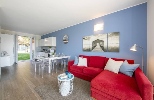 Besozzo Villa | Villa Il Gelsomino Bellavista in Lake Maggiore, Besozzo, Italy