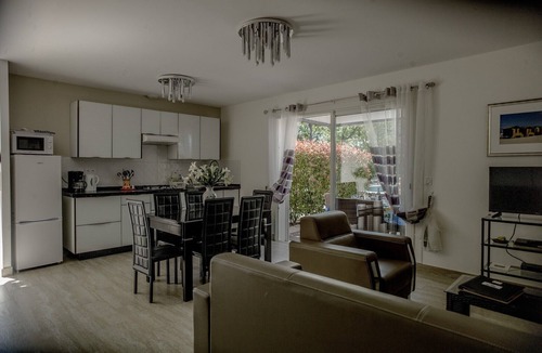 Saint-Cezaire-sur-Siagne Villa | Villa in Montauroux with Pool & Near Forest