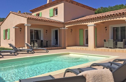 Plan-de-la-Tour House | Villa in Plan-de-la-Tour with pool & vineyard view