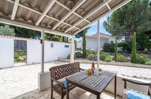 Pouzols-Minervois Villa | Villa in Pouzols with Private Pool & Vineyards