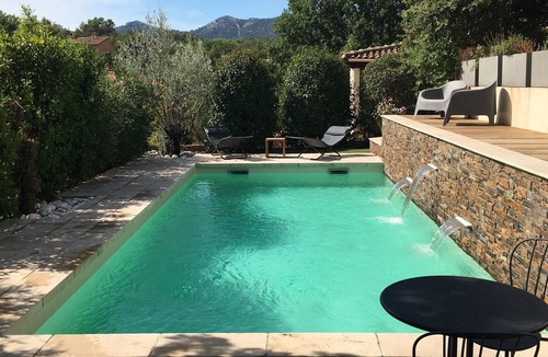 Greasque Villa | Villa in the heart of a Provencal village