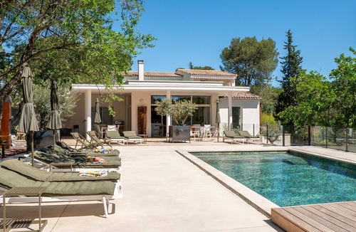 Quartier des Espesses Villa | Villa L’Exception – Luxury design villa near Nîmes