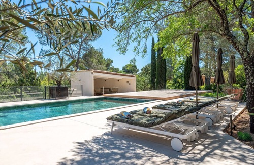 Quartier des Espesses Villa | Villa L’Exception – Luxury design villa near Nîmes