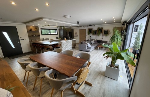 Cuges-les-Pins Villa | Villa L'olivier