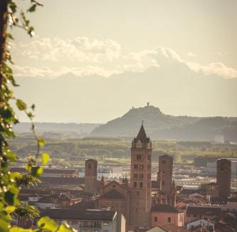 Langhe and Roero Bed & Breakfast | Villa La Meridiana