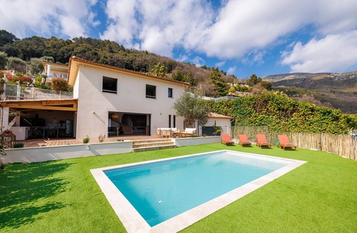 Tourrettes-sur-Loup Villa | Villa Le Soleil Bleu – Panoramic sea views