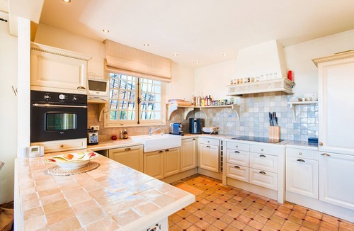 Roquefort-les-Pins Villa | Villa Les Feuillets VI4250 by Riviera Holiday Hom