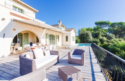 Roquefort-les-Pins Villa | Villa Les Feuillets VI4250 by Riviera Holiday Hom