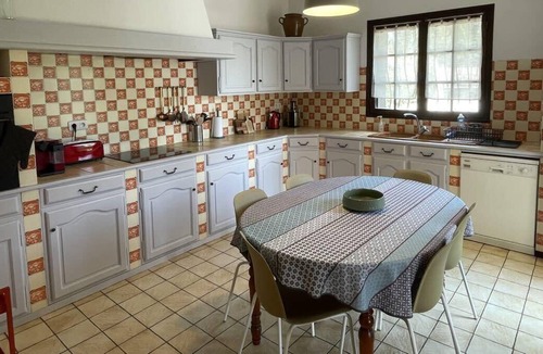 Lambesc House | Villa les Oullières, near Aix en Provence and the Luberon