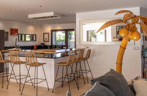 Hyeres Villa | VILLA LES PESQUIERS BEACH