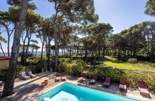 Hyeres Villa | VILLA LES PESQUIERS BEACH