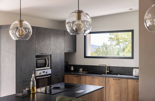 Reillanne Villa | Villa Leshautsduluberon- Quiet, private pool, Luberon