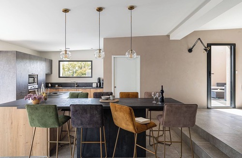 Reillanne Villa | Villa Leshautsduluberon- Quiet, private pool, Luberon